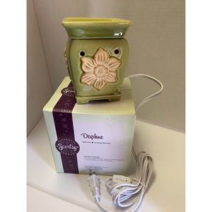 Brand New Scentsy Mid Size Warmer